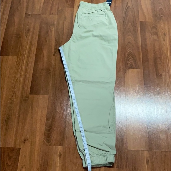 NWT - Hollister Ultra High Rise woven joggers - Picture 2 of 9